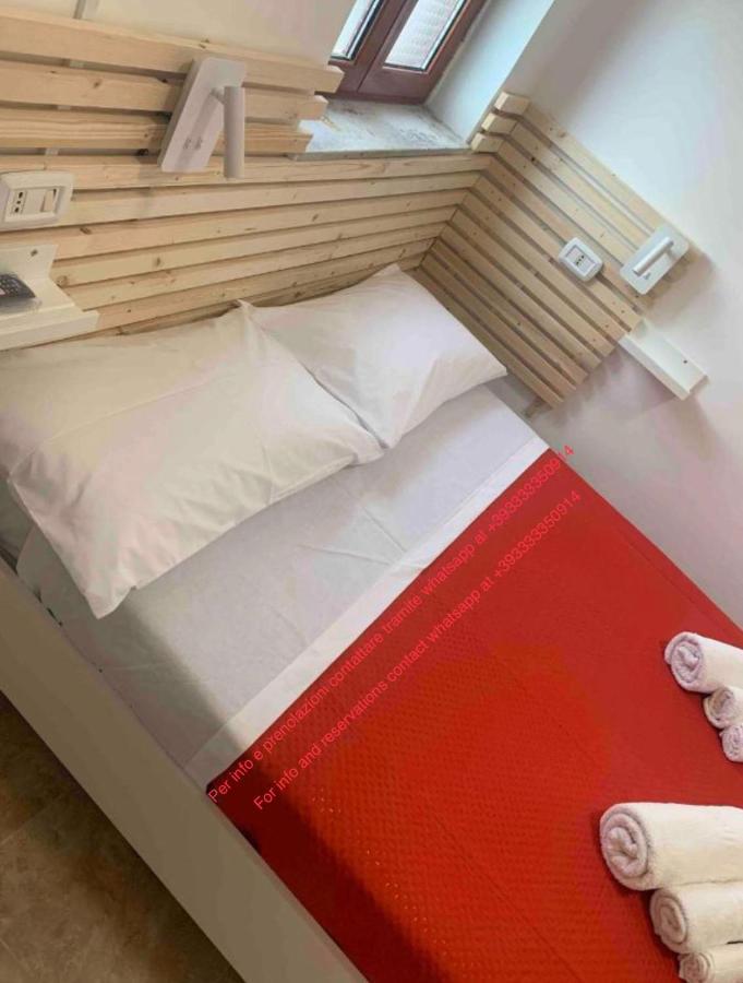 Miris Home Fast And Comfortable With Self Check In 8 Minutes Walk Near Naples Airport المظهر الخارجي الصورة