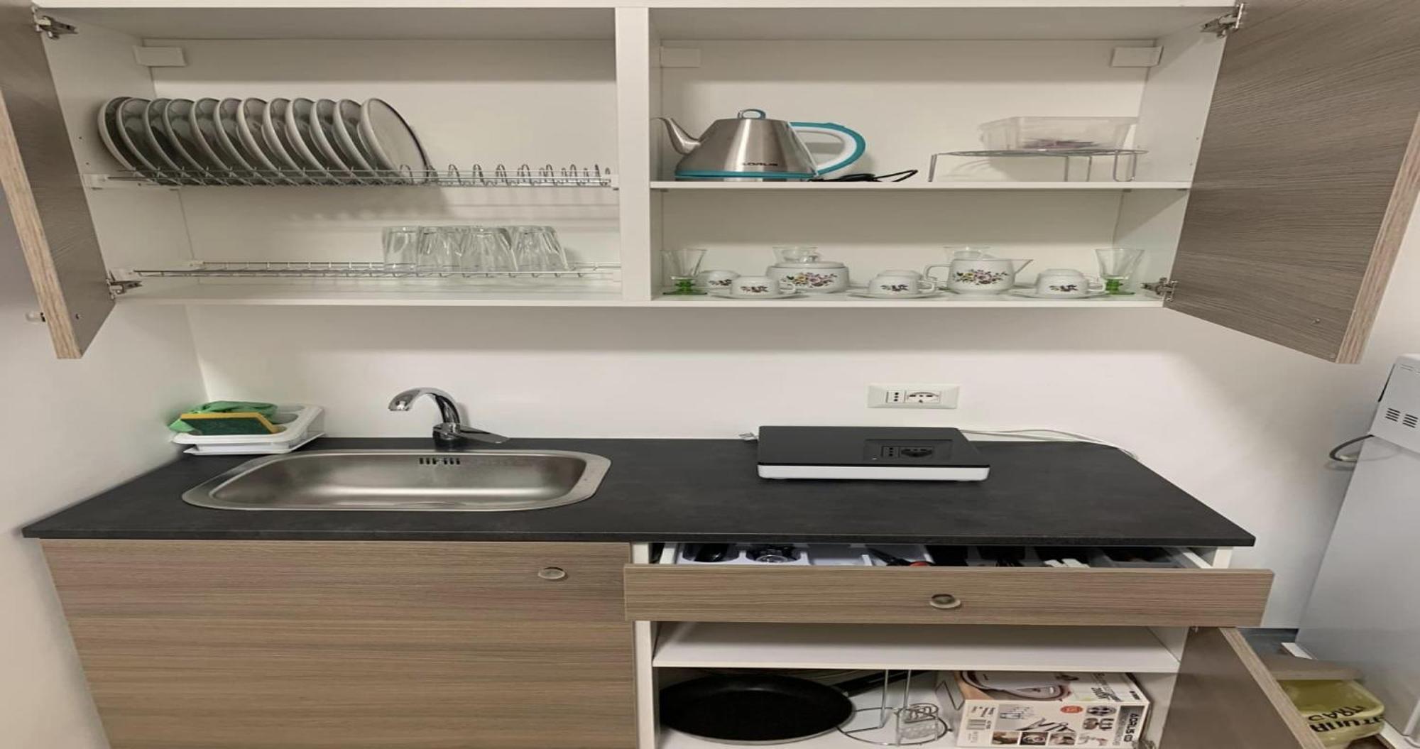 Miris Home Fast And Comfortable With Self Check In 8 Minutes Walk Near Naples Airport المظهر الخارجي الصورة